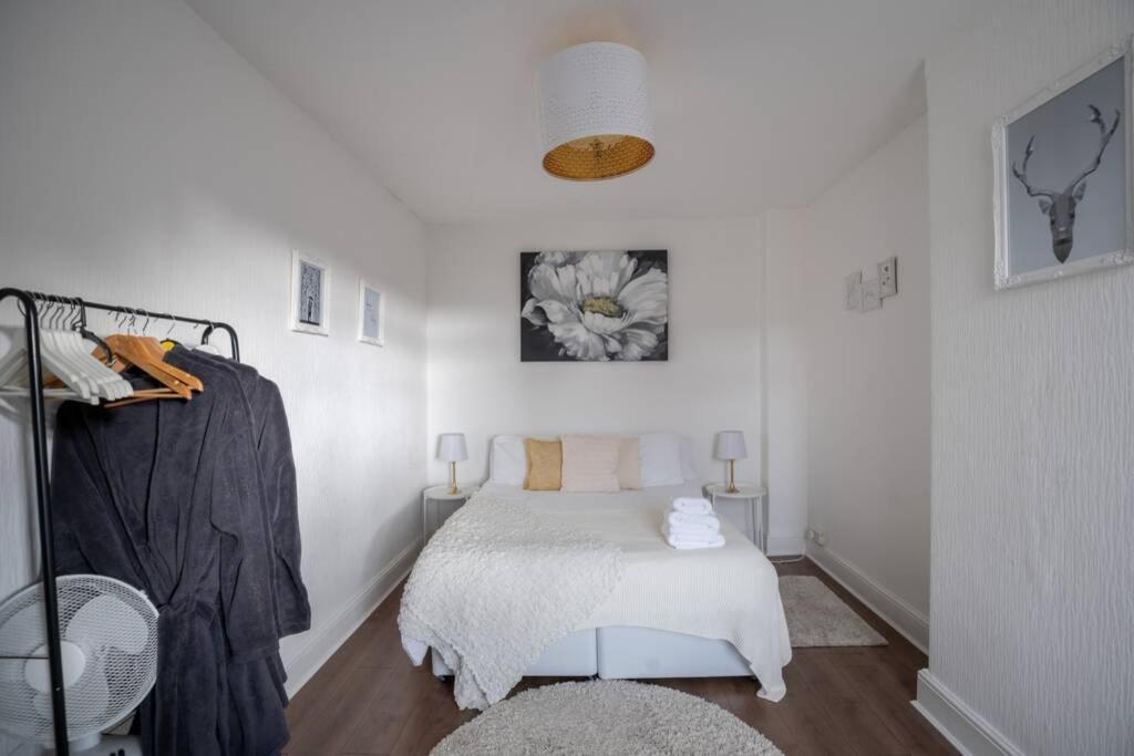 Phenix Central - Huge 3 Bed, Super Equipped Apartment. Cardiff Esterno foto