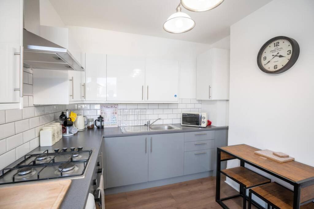 Phenix Central - Huge 3 Bed, Super Equipped Apartment. Cardiff Esterno foto