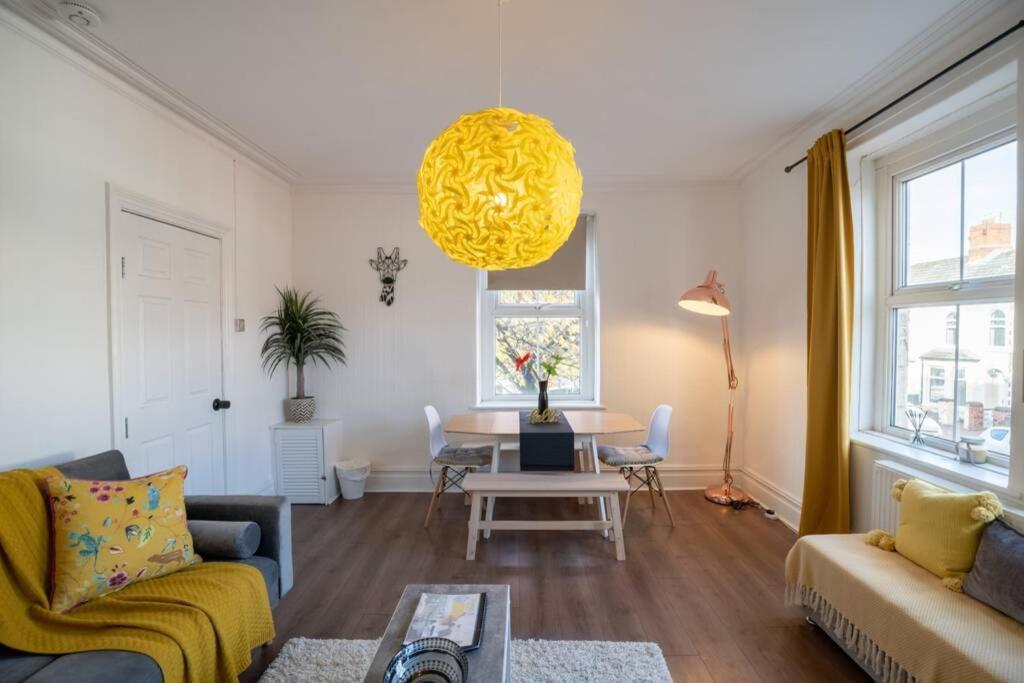 Phenix Central - Huge 3 Bed, Super Equipped Apartment. Cardiff Esterno foto