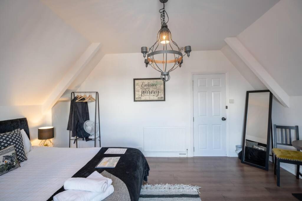 Phenix Central - Huge 3 Bed, Super Equipped Apartment. Cardiff Esterno foto